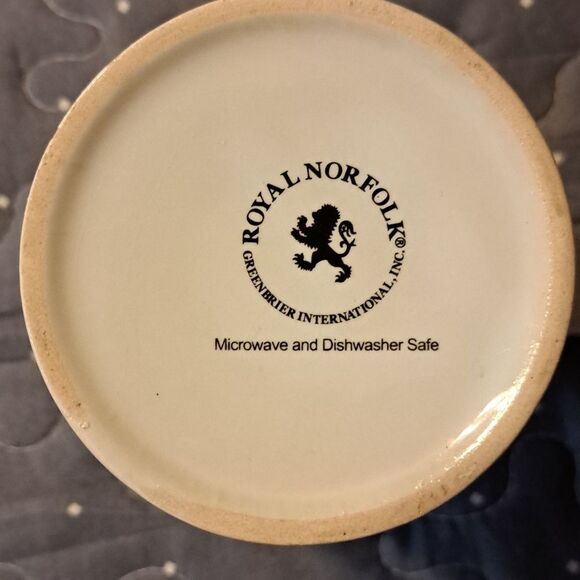 Don't get your tinsel in a tangle coffee mug - Picture 4 of 4